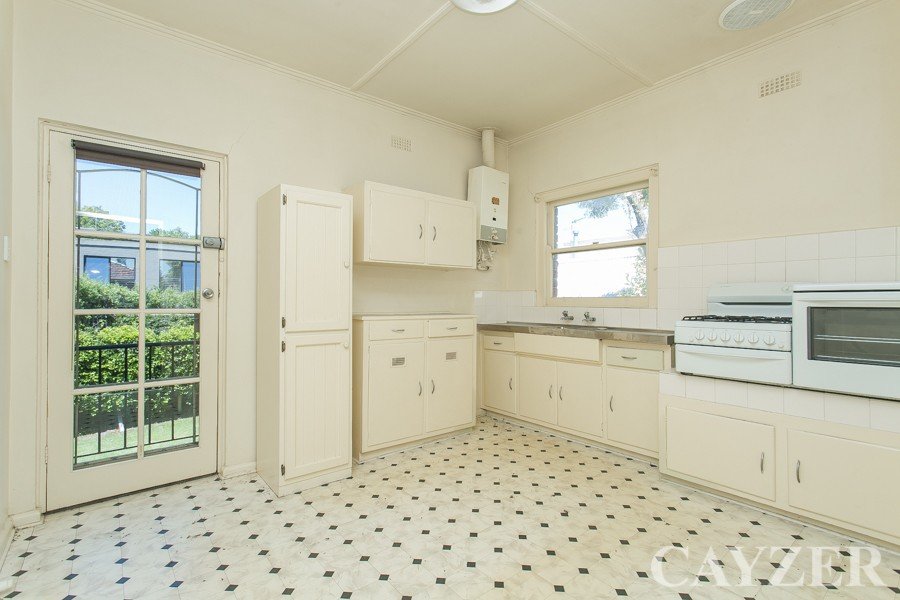 Gallery: 2/14 Ross Street