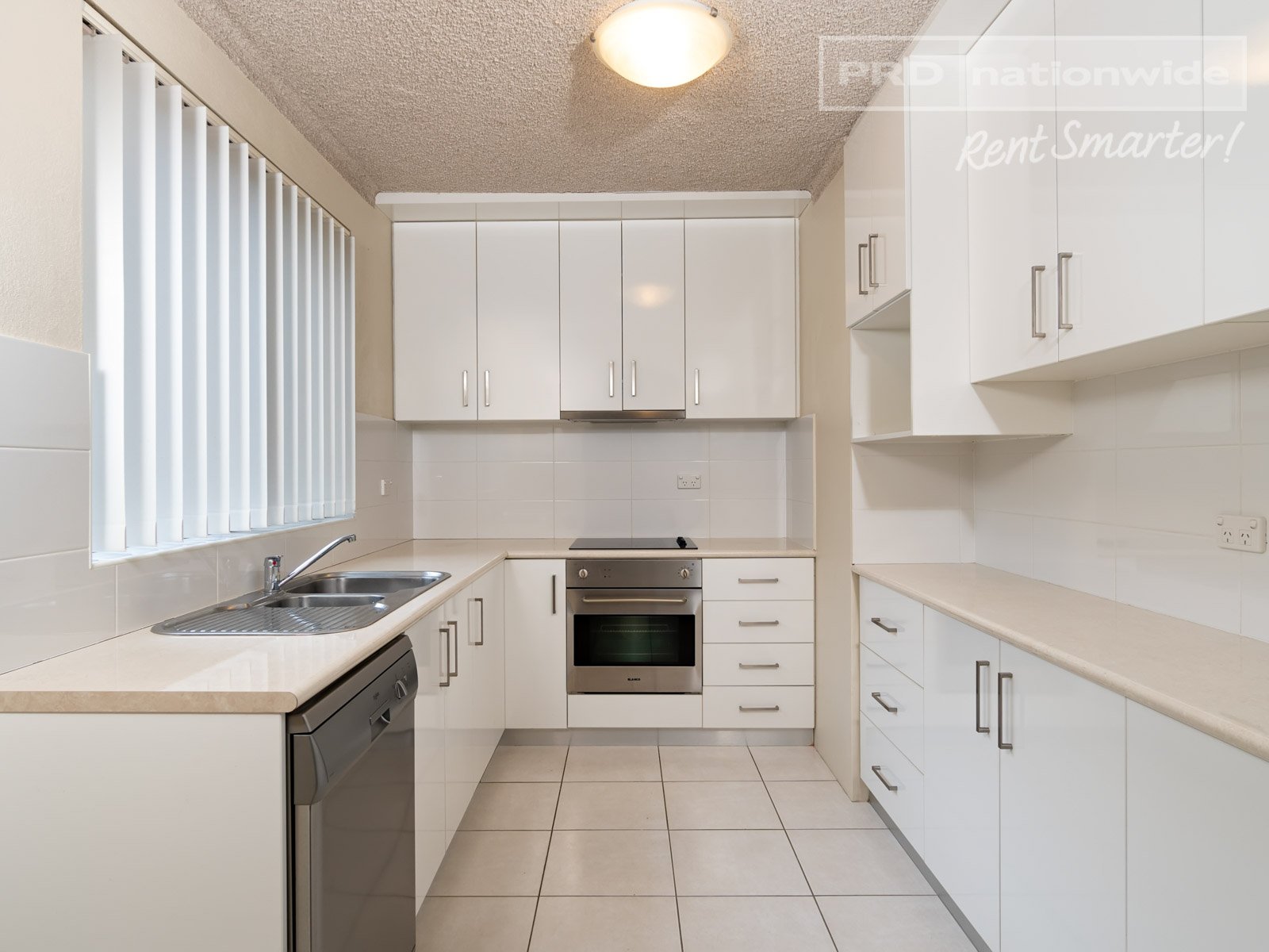 2/14 Small Street WAGGA WAGGA 5