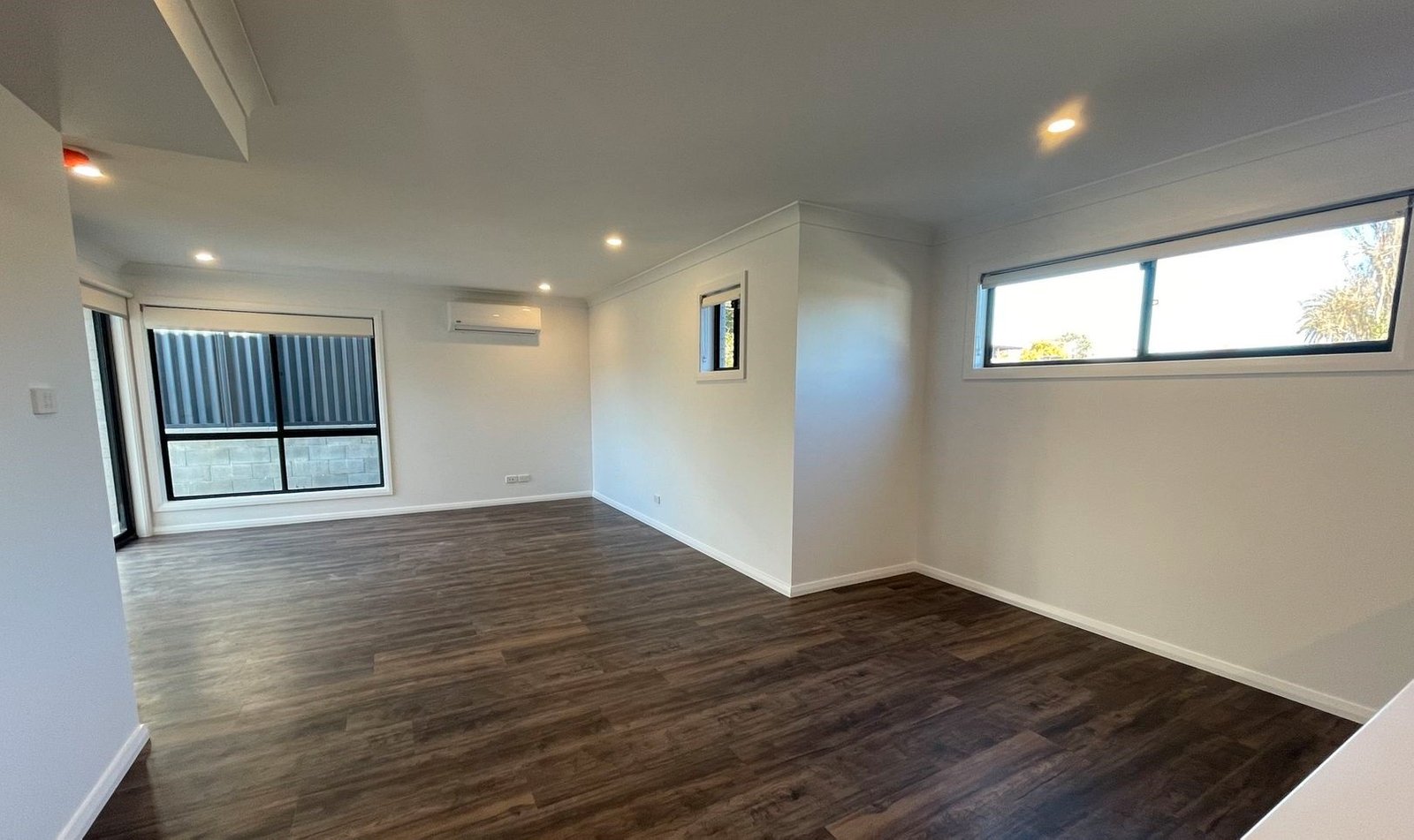 2/14 Sneddon Court Boolaroo 2