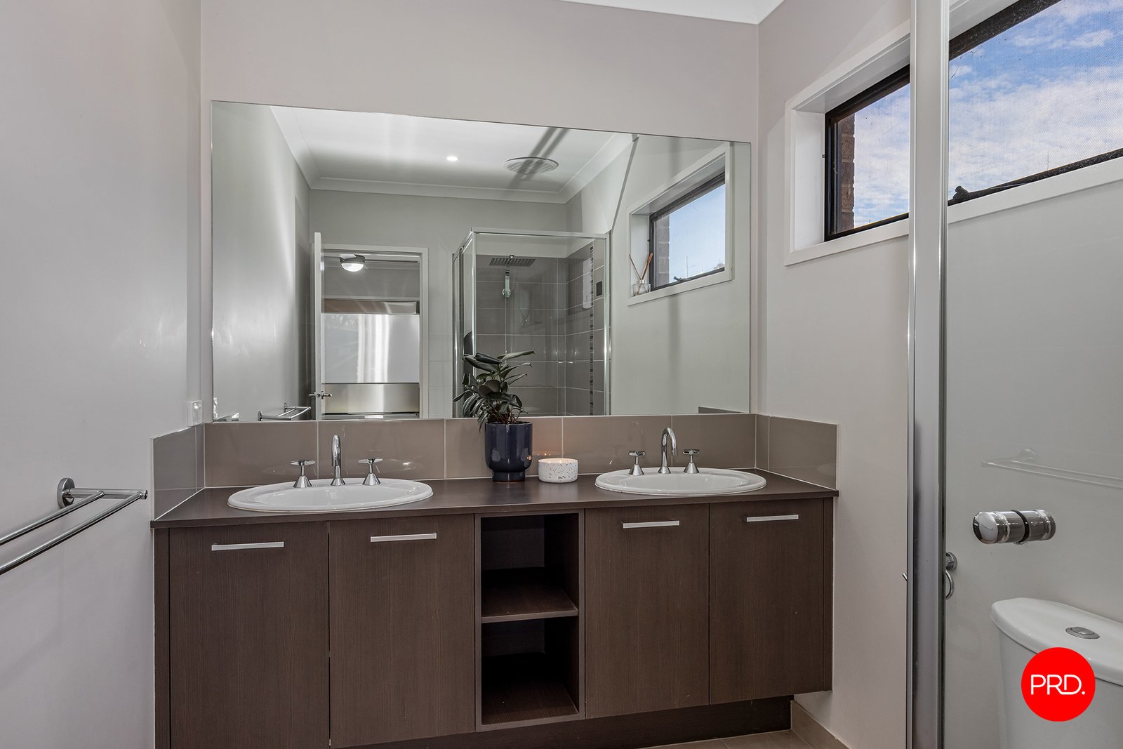 214 Station Street EPSOM 12