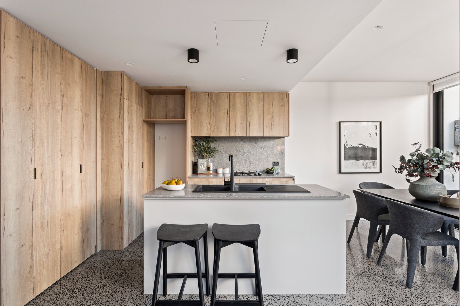 Real Estate and Property in 2/14 The Crescent, Highett, VIC