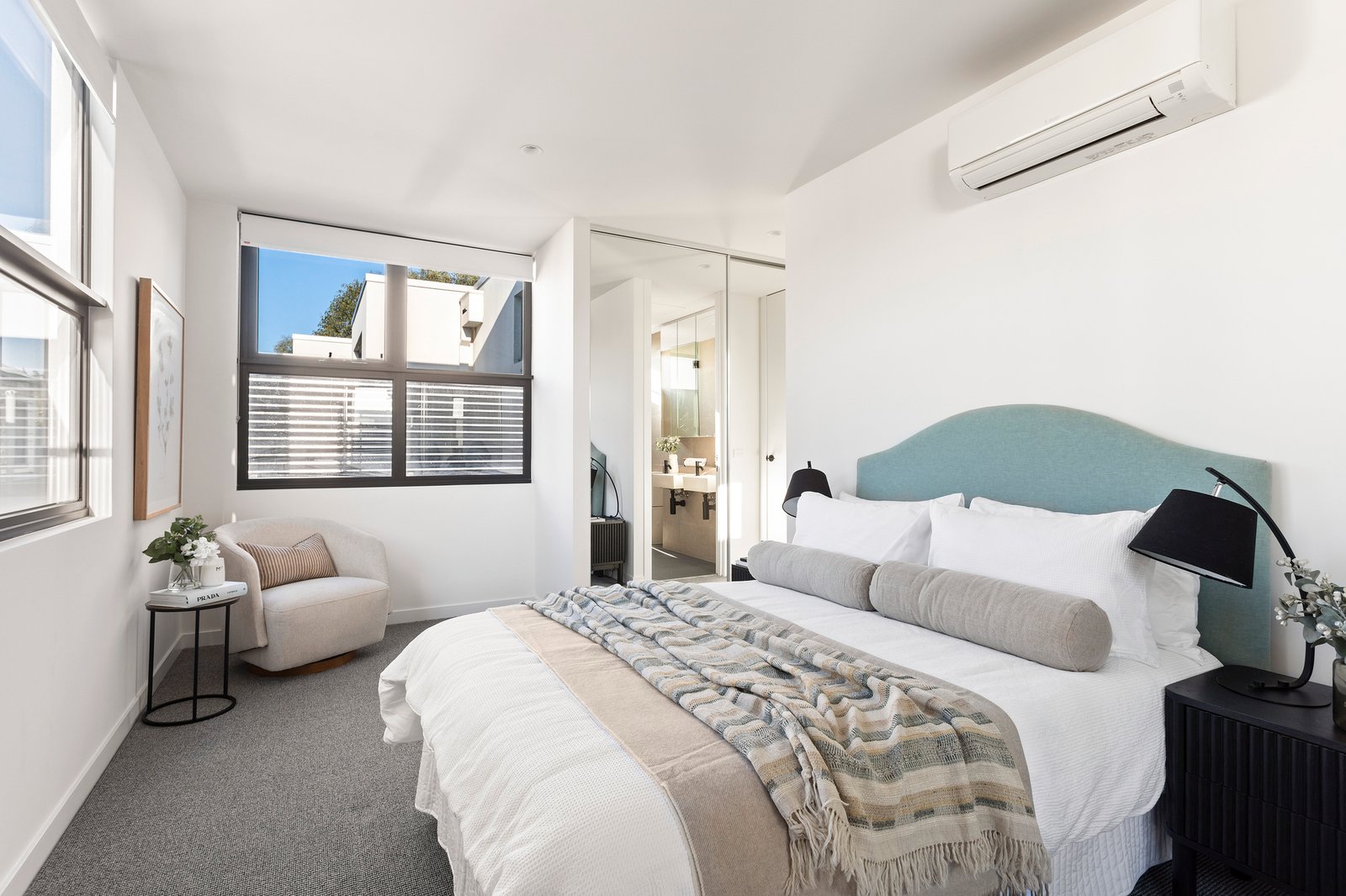 Real Estate and Property in 2/14 The Crescent, Highett, VIC