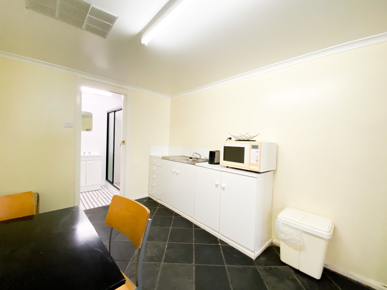 2/14 The Peninsula  CORLETTE 14