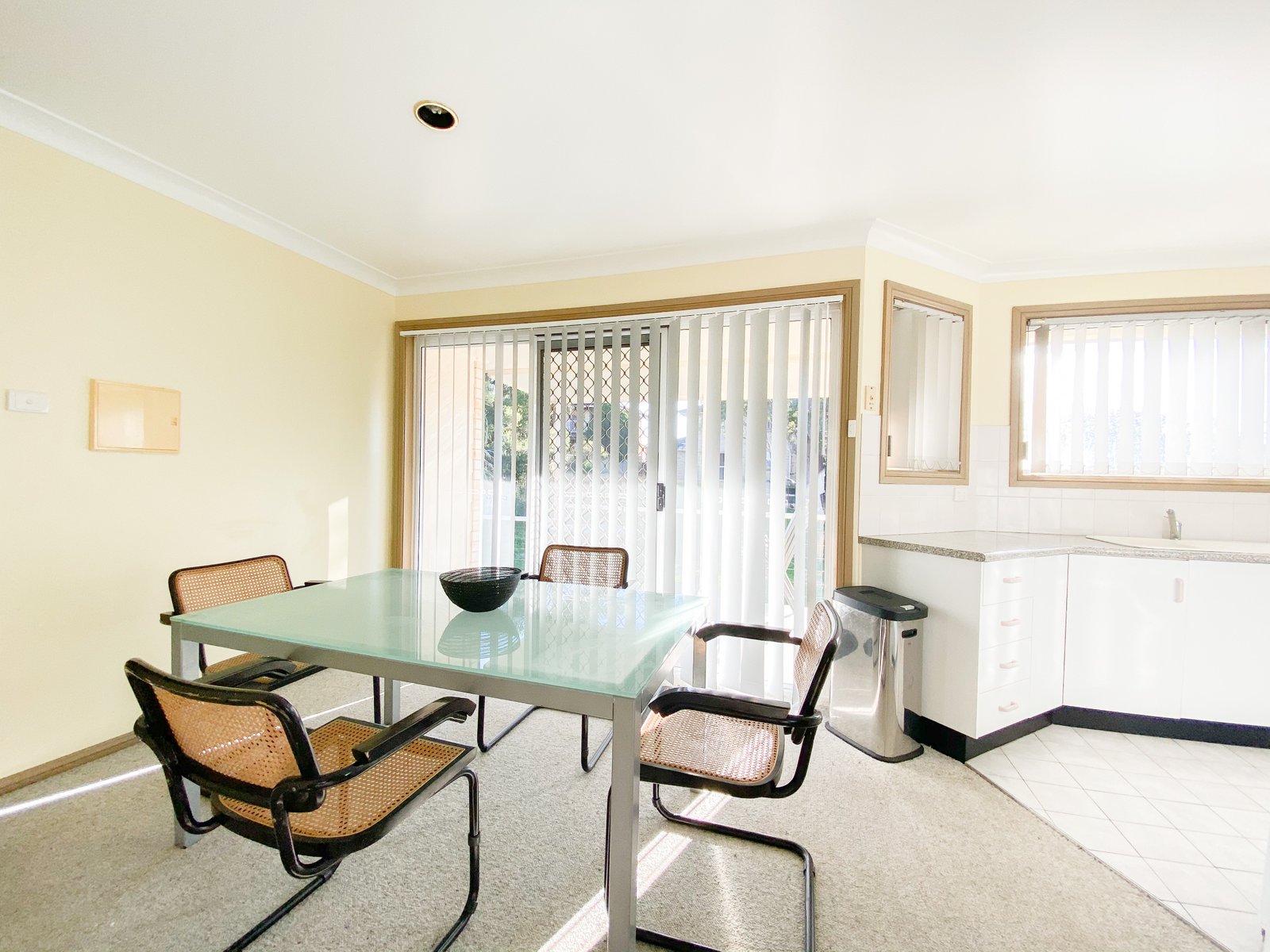 2/14 The Peninsula  CORLETTE 4