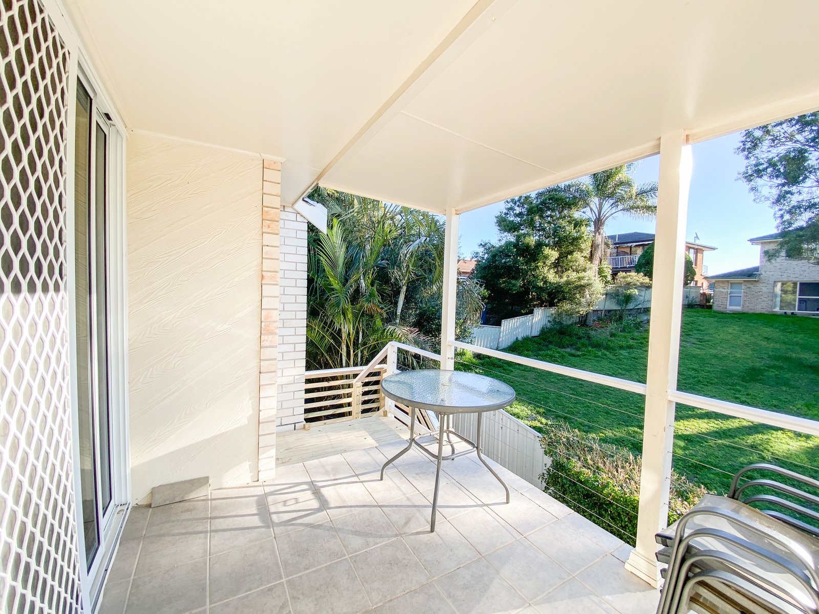 2/14 The Peninsula  CORLETTE 5