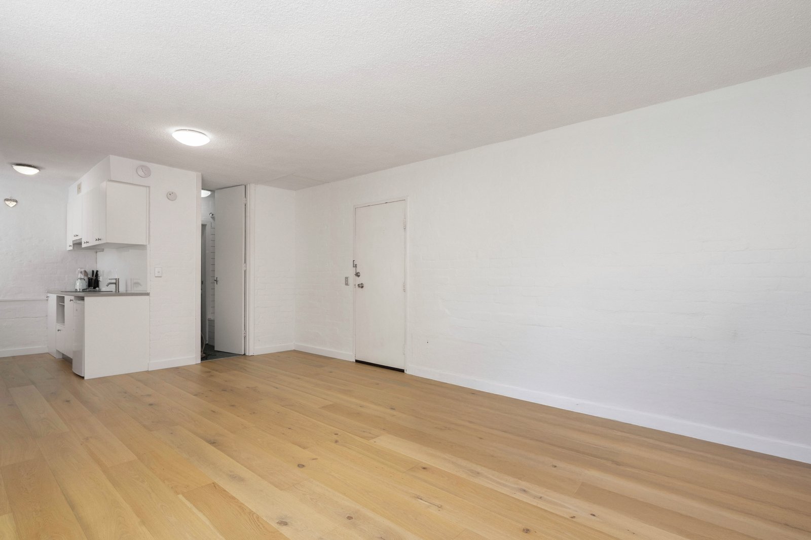 2/14 Tivoli Road, South Yarra, 3141