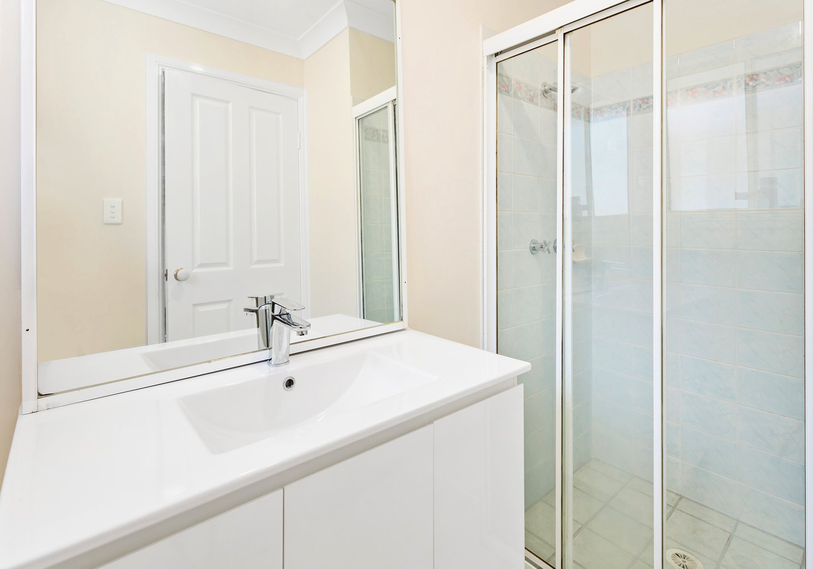 2/14 Unara Road DAPTO 7