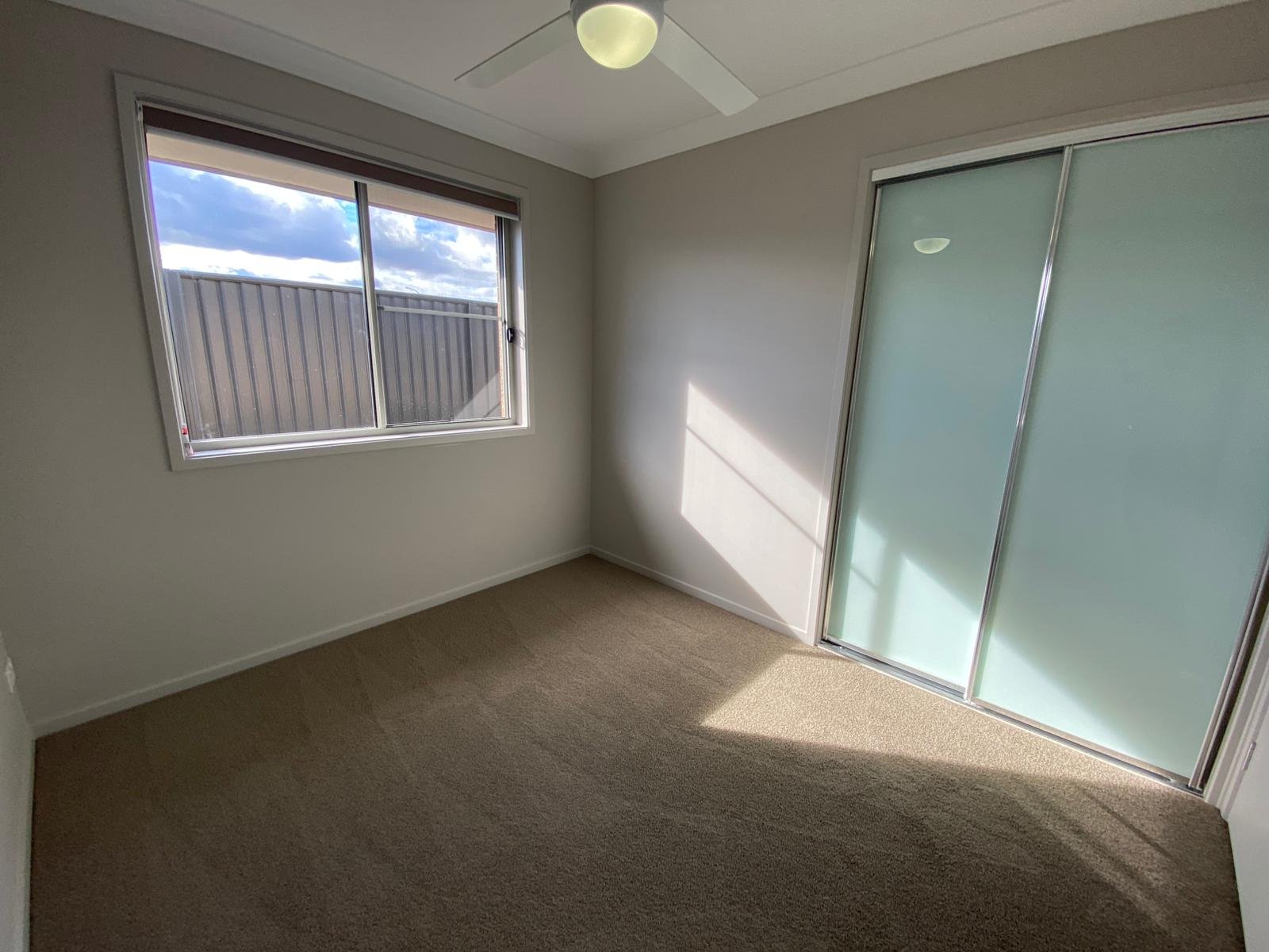 2/14 Wattle Street TAMWORTH 3