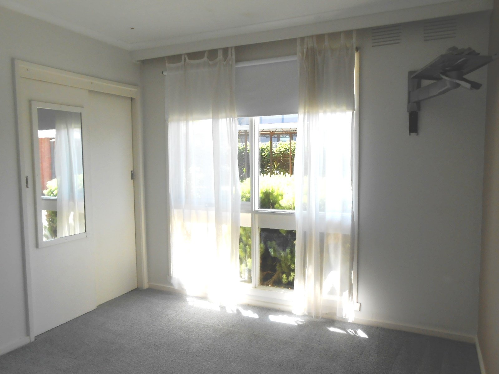 Gallery: 2/14 Wickham Road