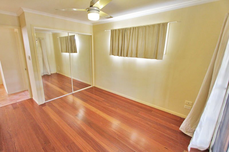 2/140 Eugaree Street SOUTHPORT 6