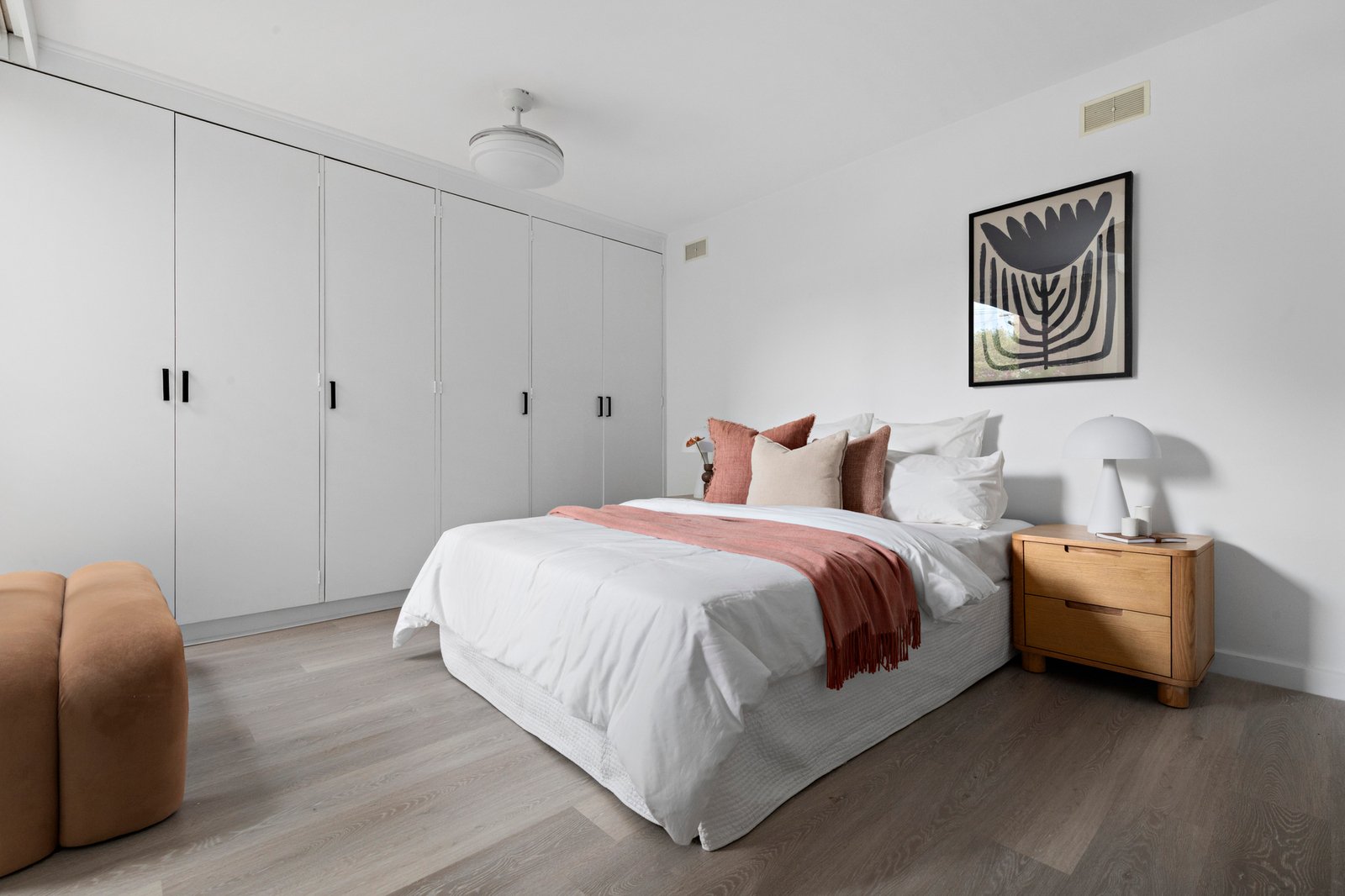 2/140 Kerferd Road, Albert Park, 3206