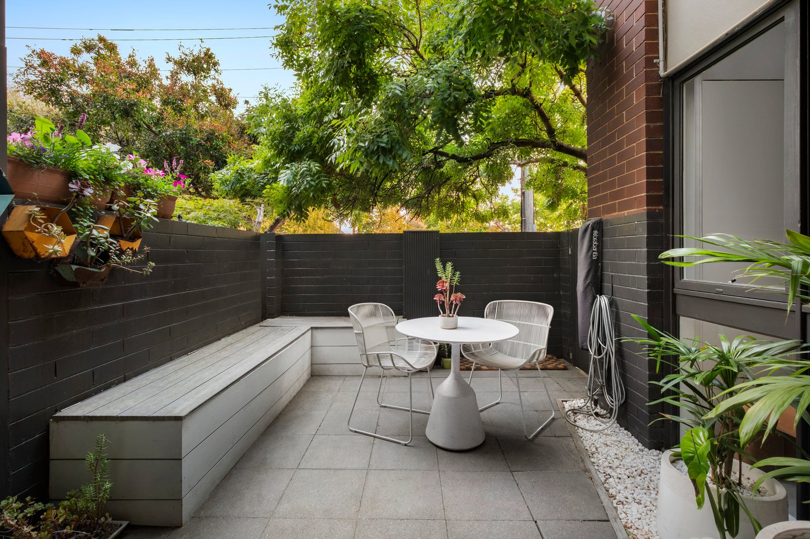 2/140 Kerferd Road, Albert Park, 3206