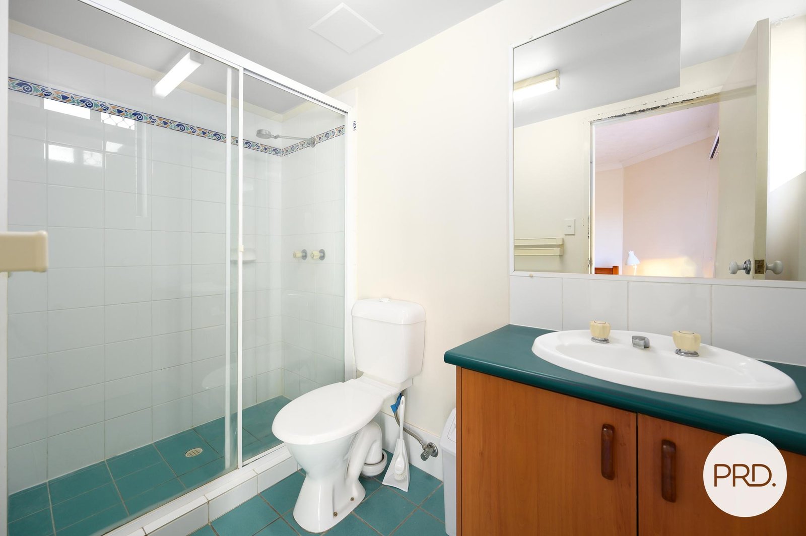 2/140 Marine Parade SOUTHPORT 7