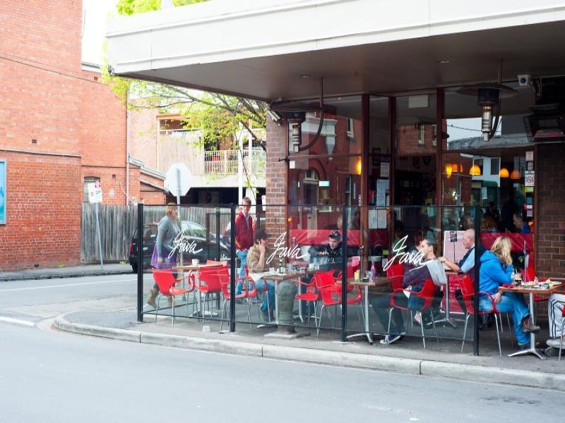 Gallery: 2/141 Stephen Street
