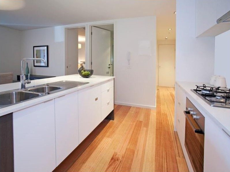 Gallery: 2/141 Yarra Street