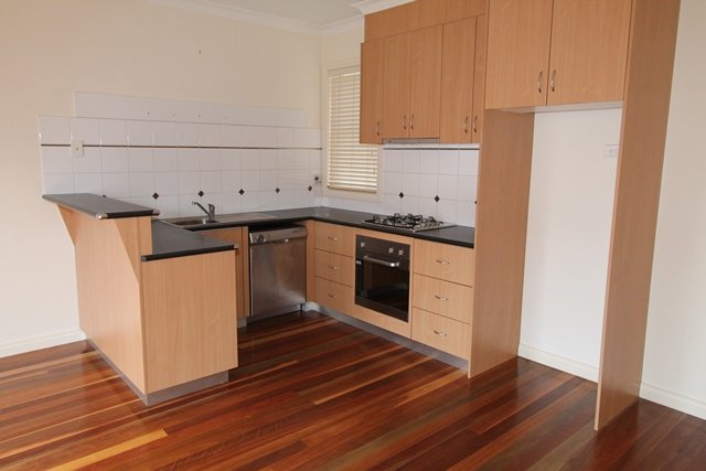 2/1416 Gregory Street LAKE WENDOUREE 7