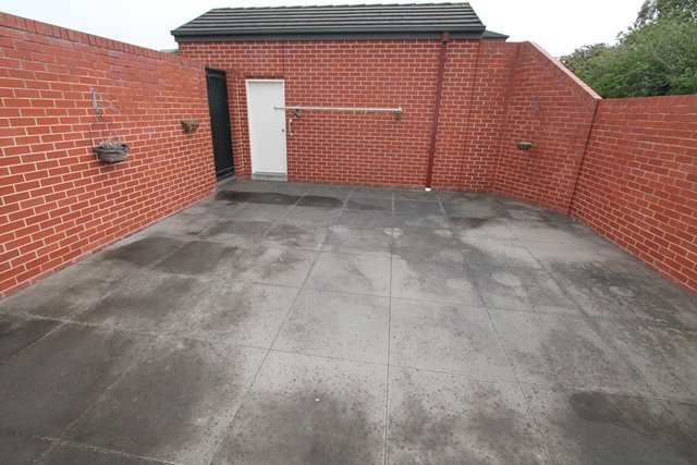 2/1416 Gregory Street LAKE WENDOUREE 10