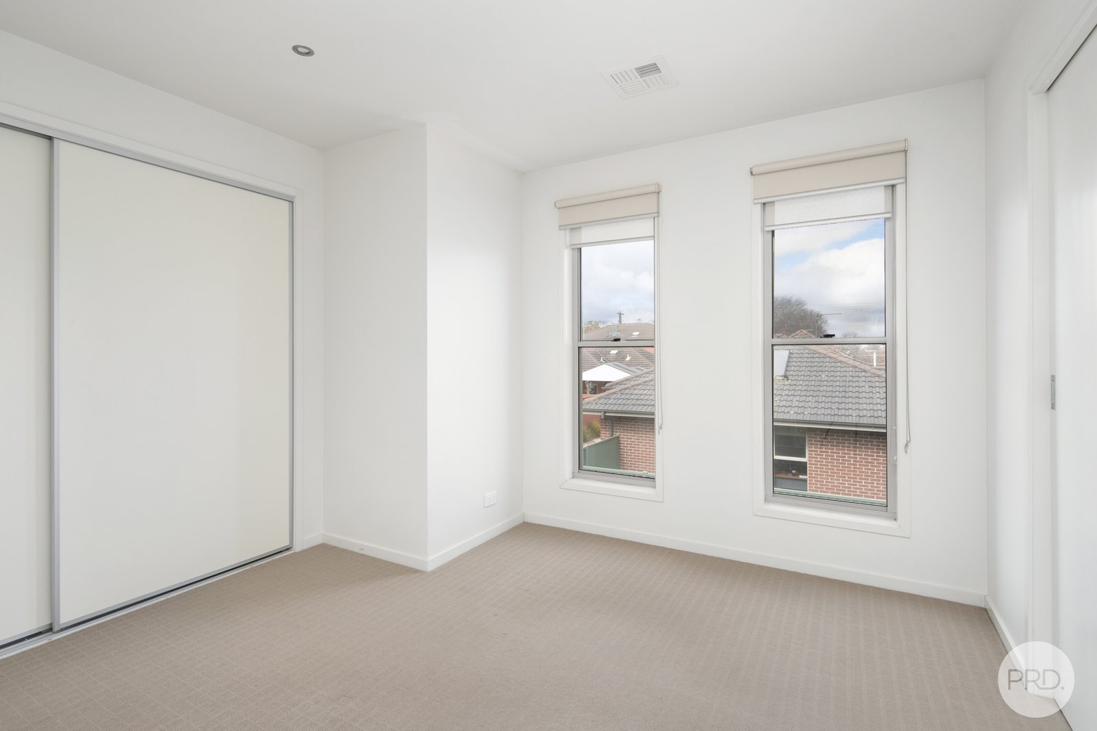 2/1416A Gregory Street LAKE WENDOUREE 9