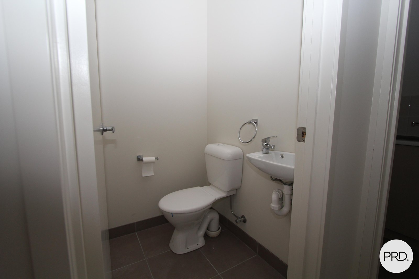 2/1416a Gregory Street LAKE WENDOUREE 12