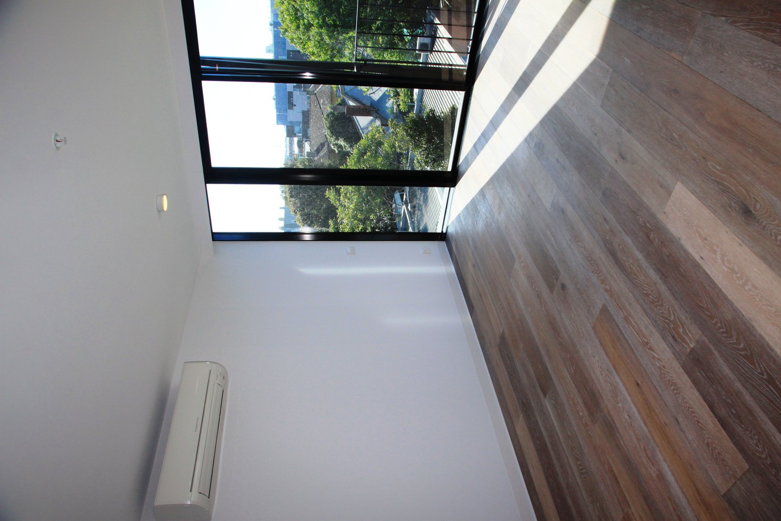 Gallery: 214/173 Barkly Street
