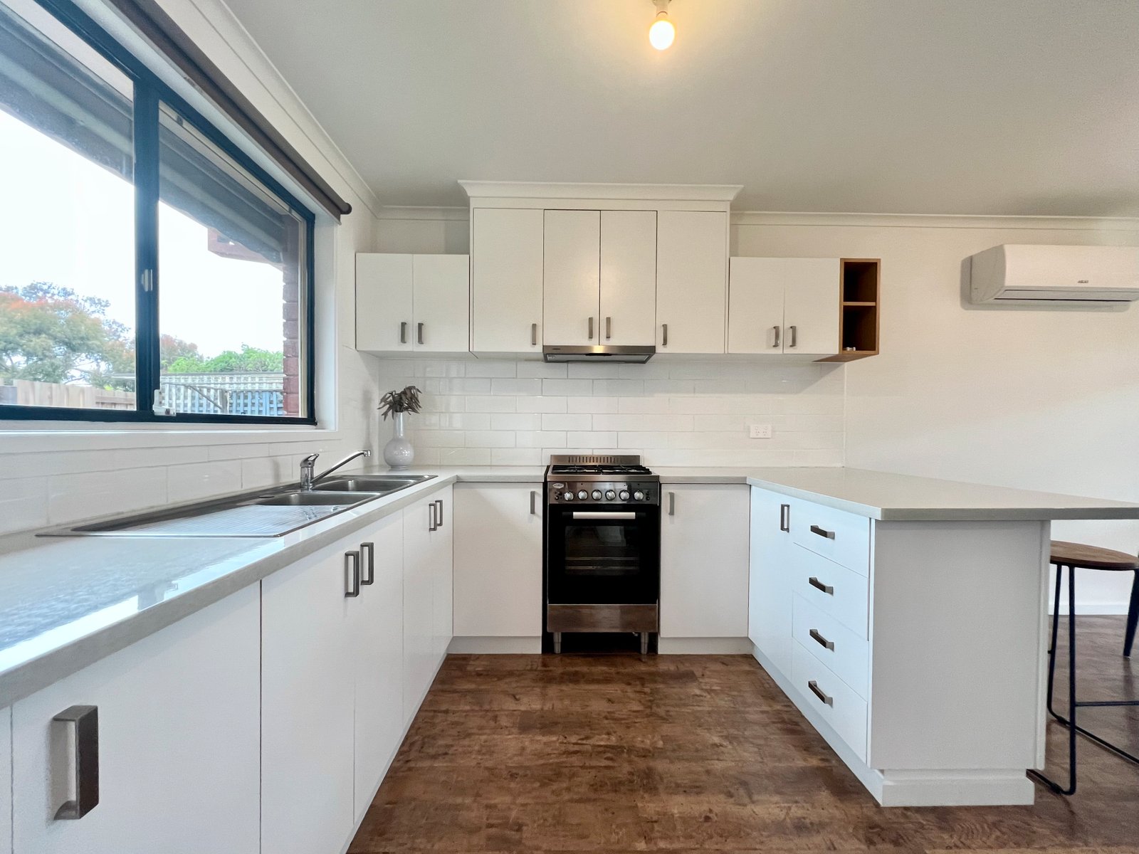 Gallery: 2/142 Church Street