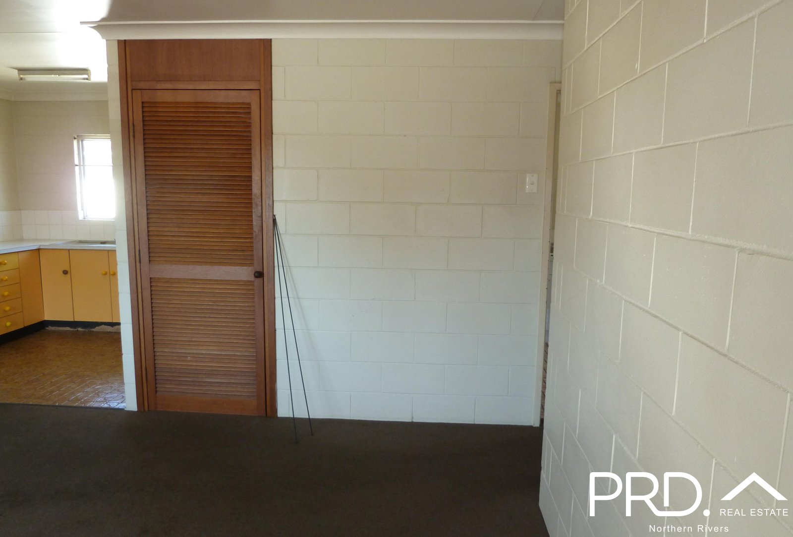 2/142 West Street CASINO 3