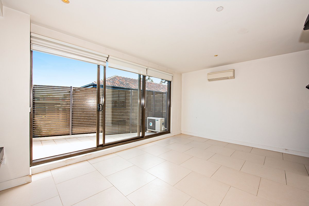 Gallery: 214/27-31 Herbert Street
