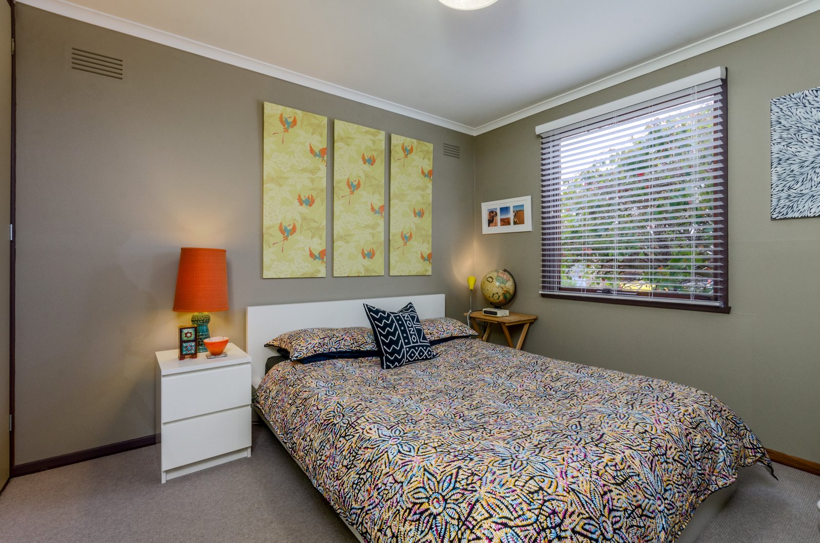 Gallery: 2/143 South Valley Road