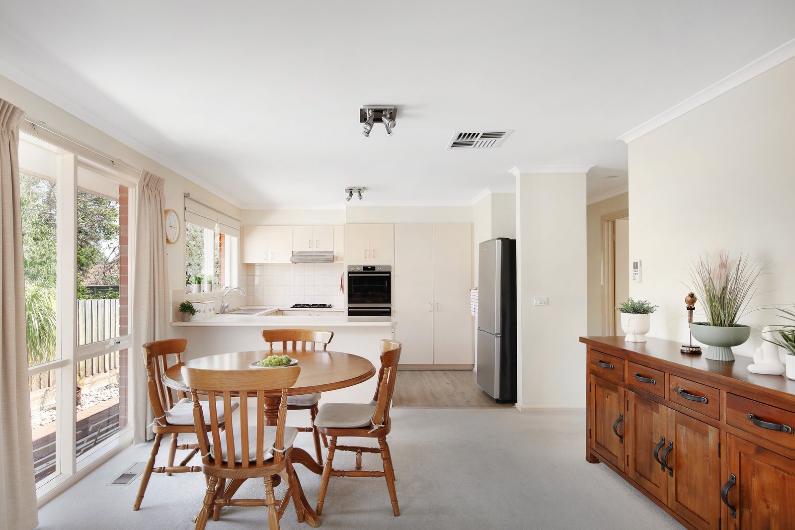 Gallery: 2/144 Brewer Road