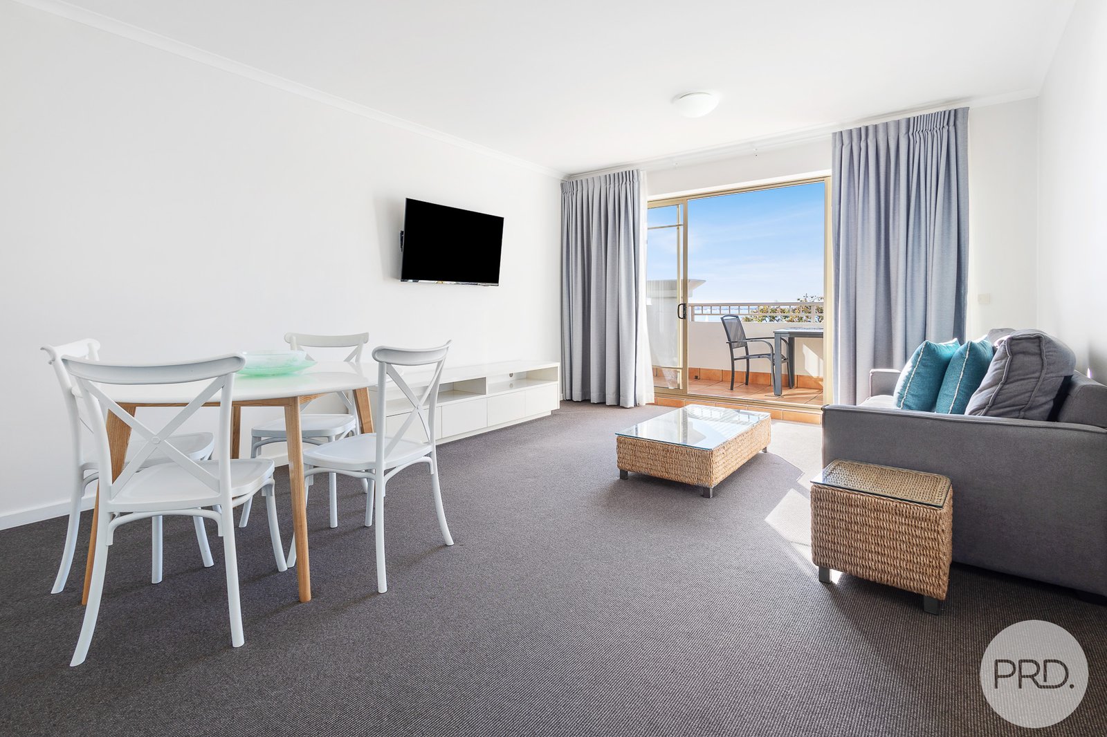 214/43 Shoal Bay Road SHOAL BAY 4