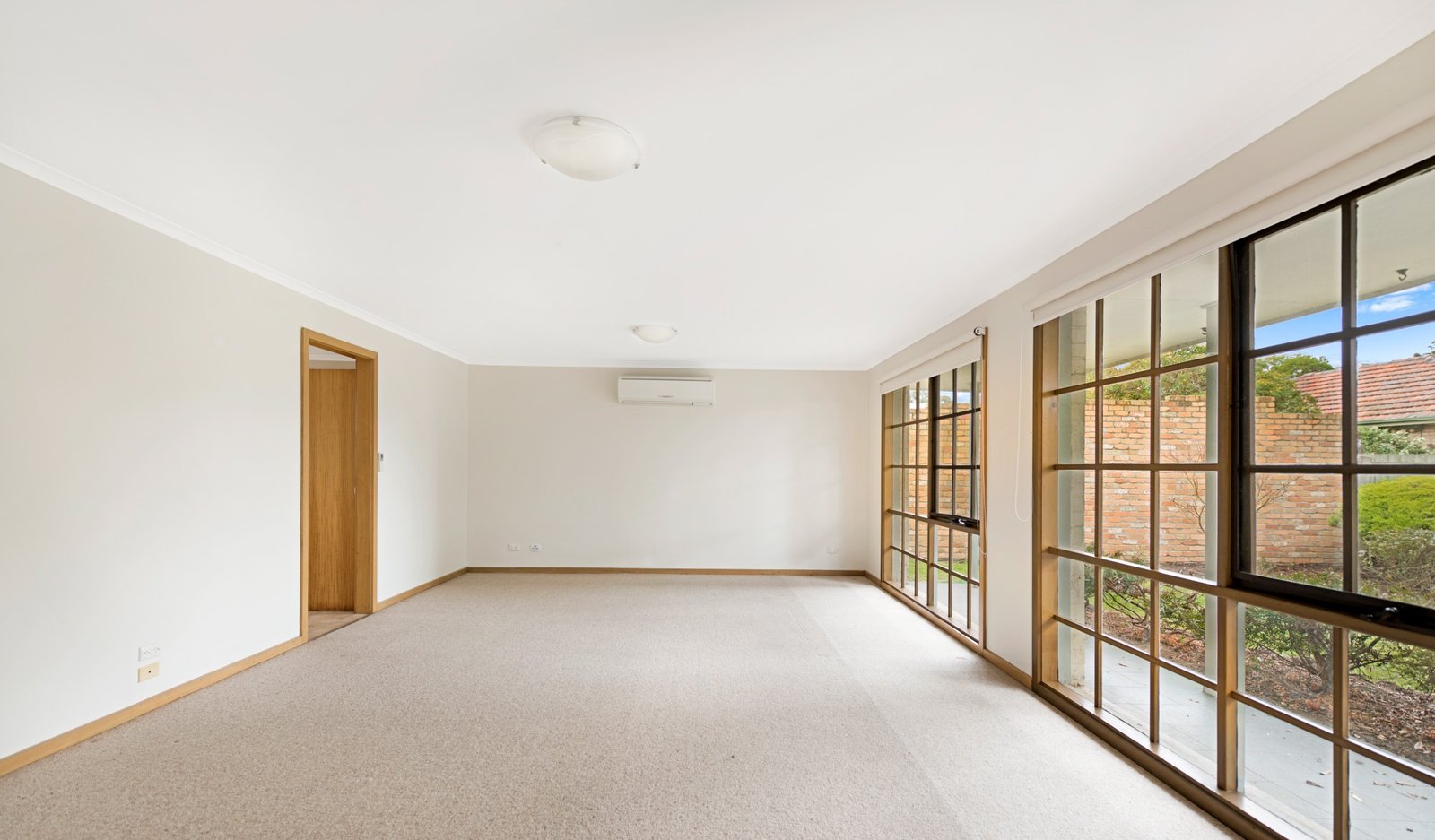Gallery: 2/145 Charman Road