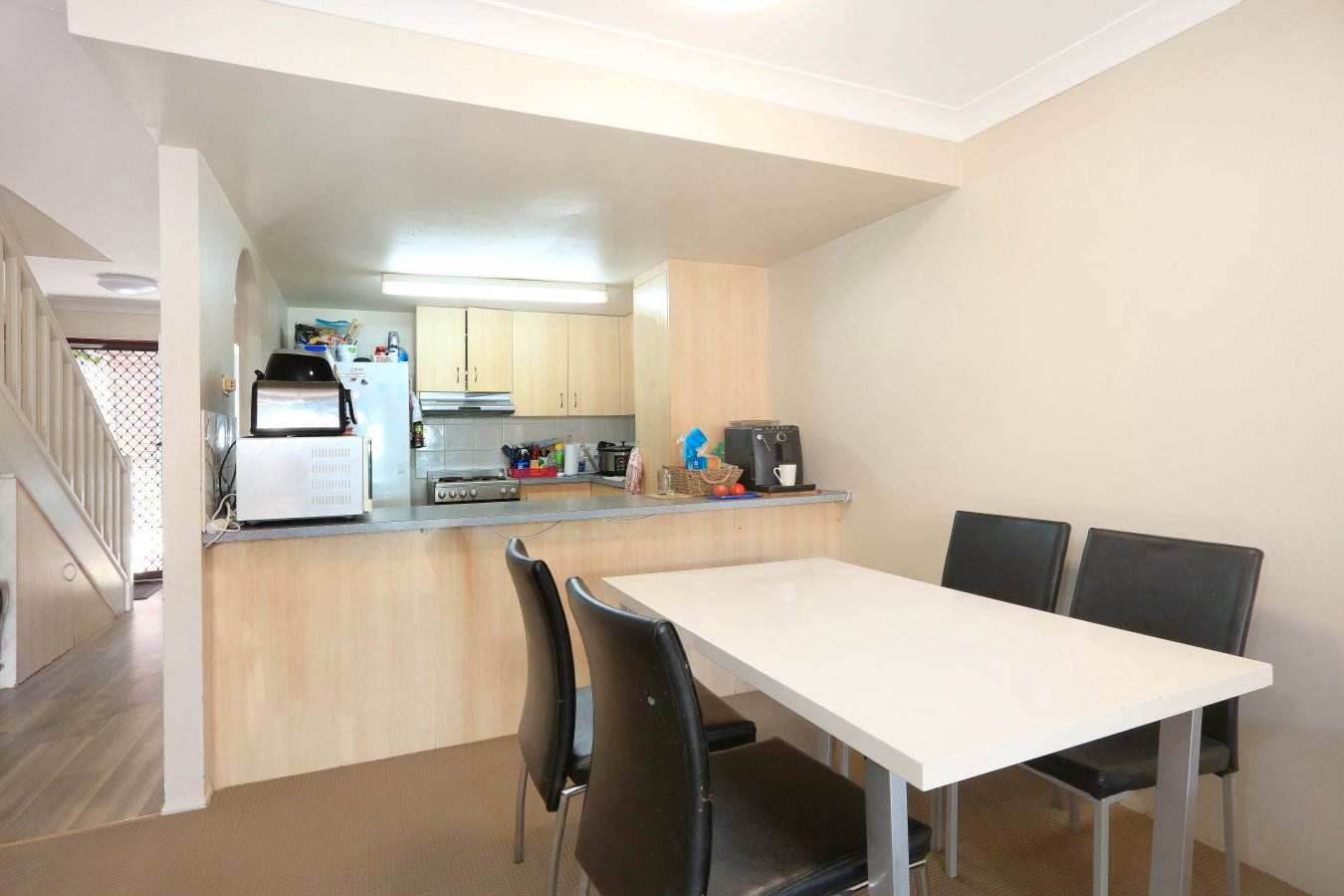 2/145 Government Road LABRADOR 3