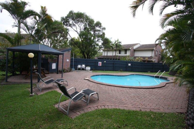 2/145 Government Road LABRADOR 11
