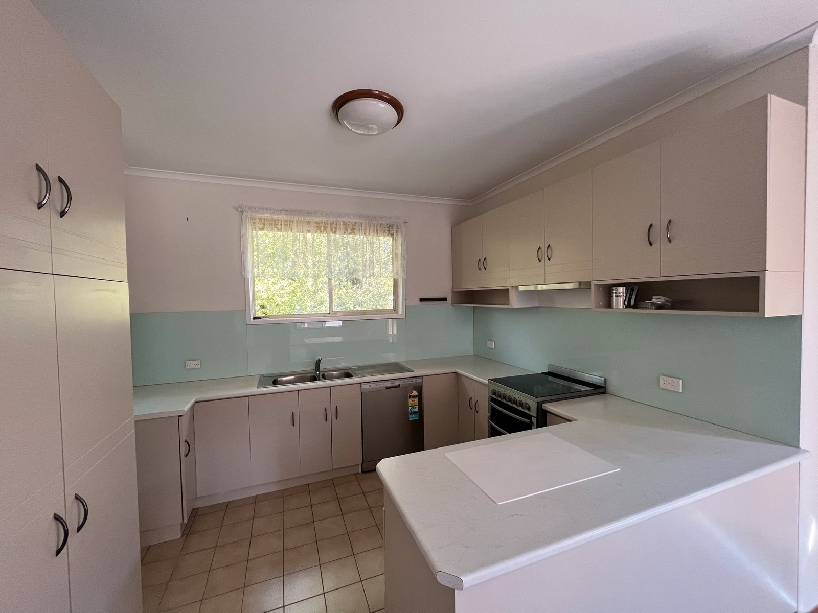 Gallery: 2/145 Hope Street