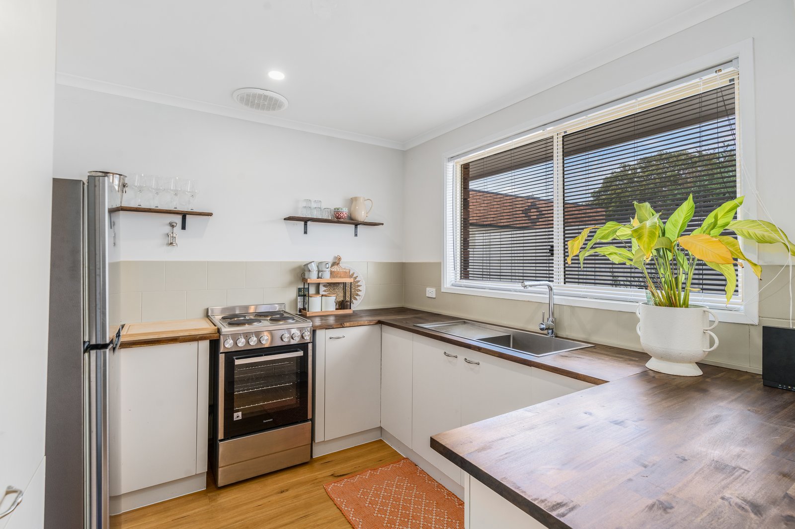 Gallery: 2/145 Newcombe Street