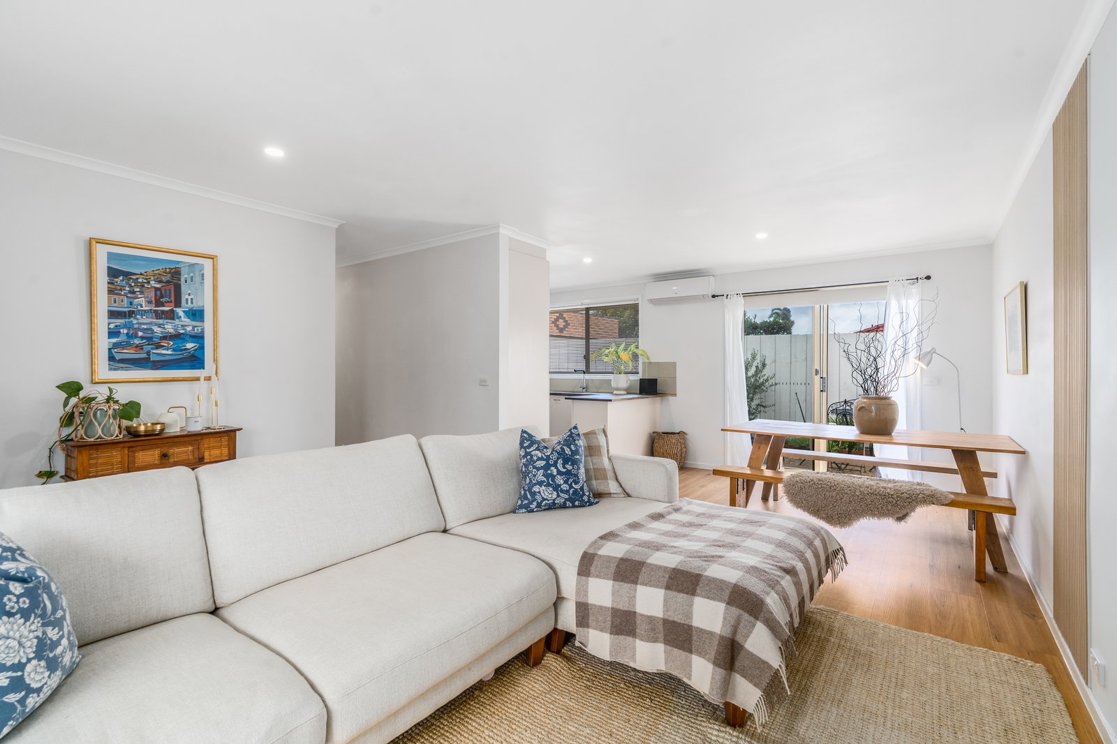Gallery: 2/145 Newcombe Street