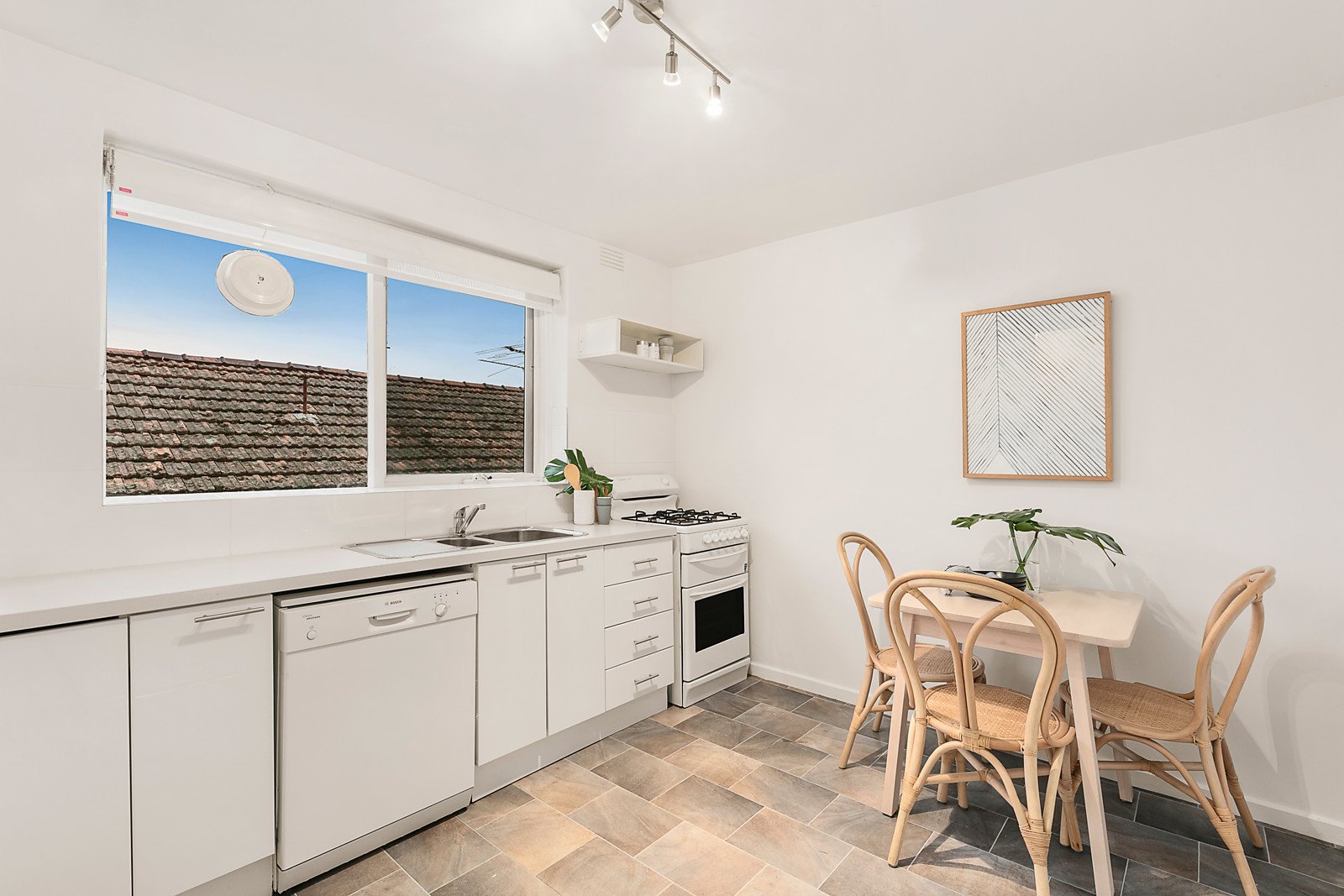 2/145A Hotham Street, St Kilda East, VIC