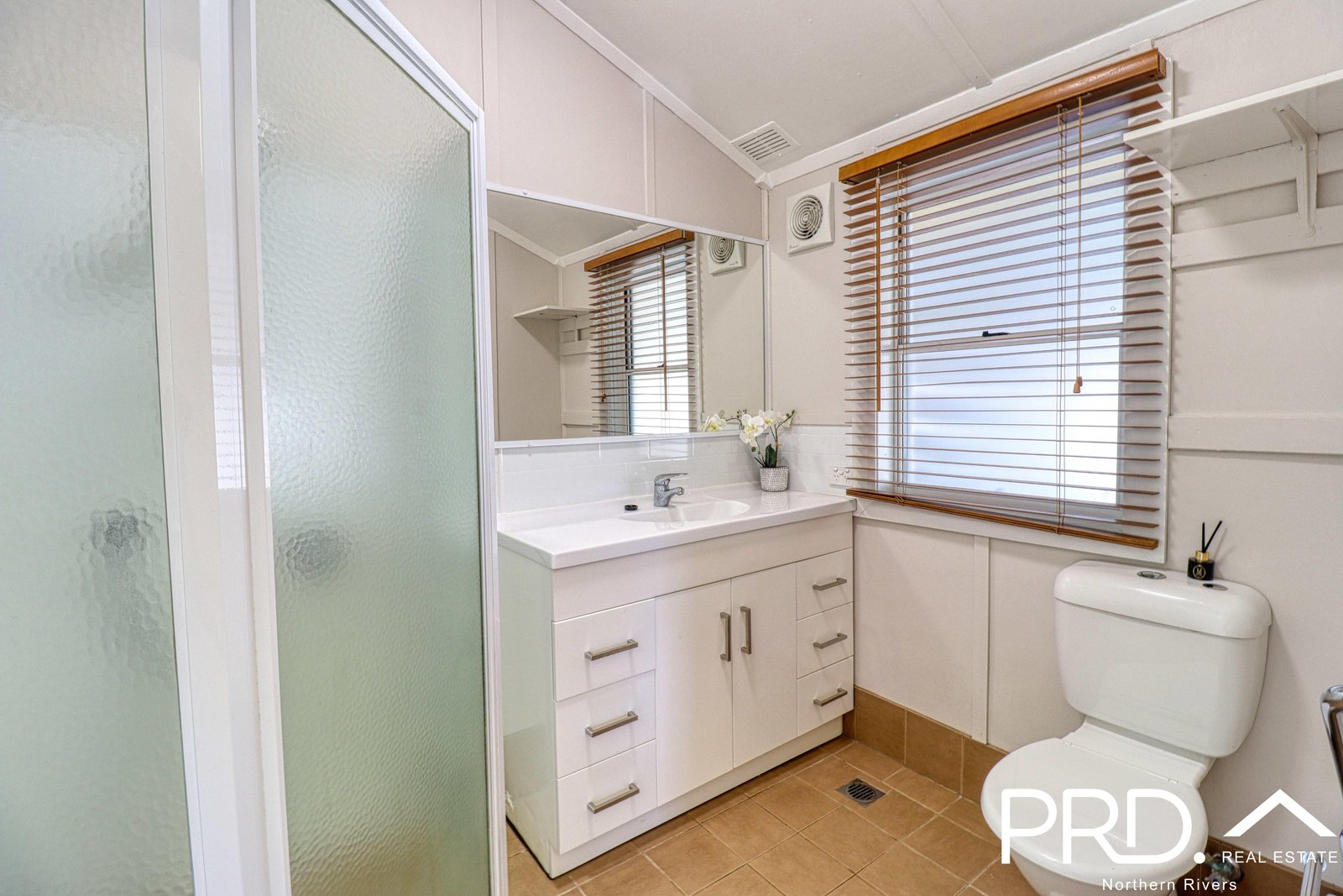 2/146 North Street CASINO 6