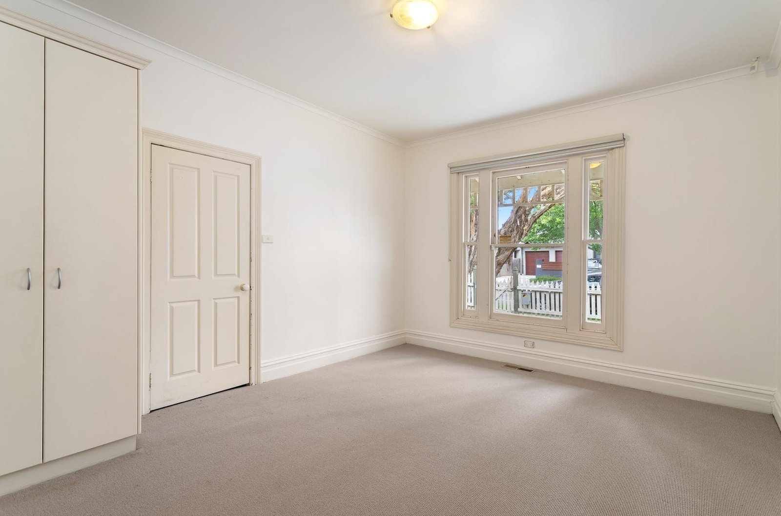 Gallery: 2/148 Pilgrim Street