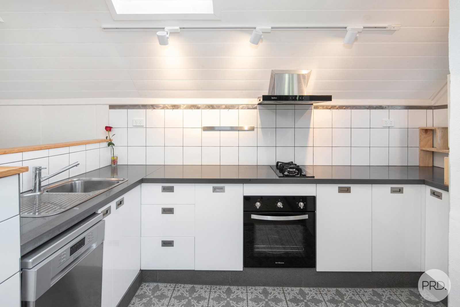 2/148B Inglis Street BALLAN 5