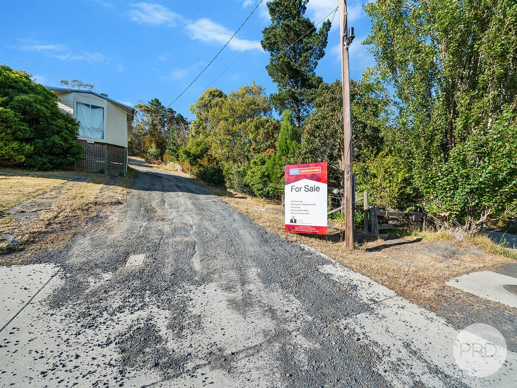 215 Abbotsfield Road CLAREMONT 1