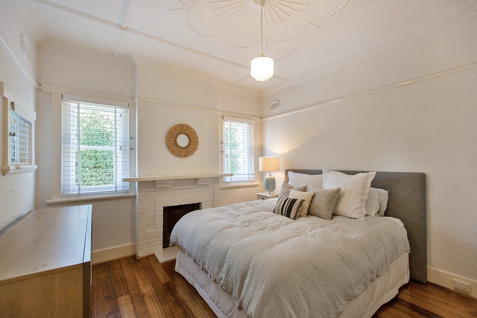 Gallery: 2/15 Arkle Street