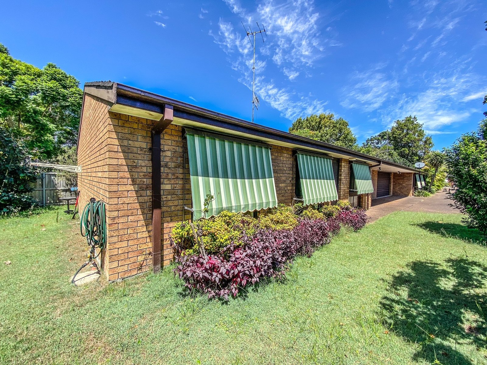 2/15 Bay Street NELSON BAY 1