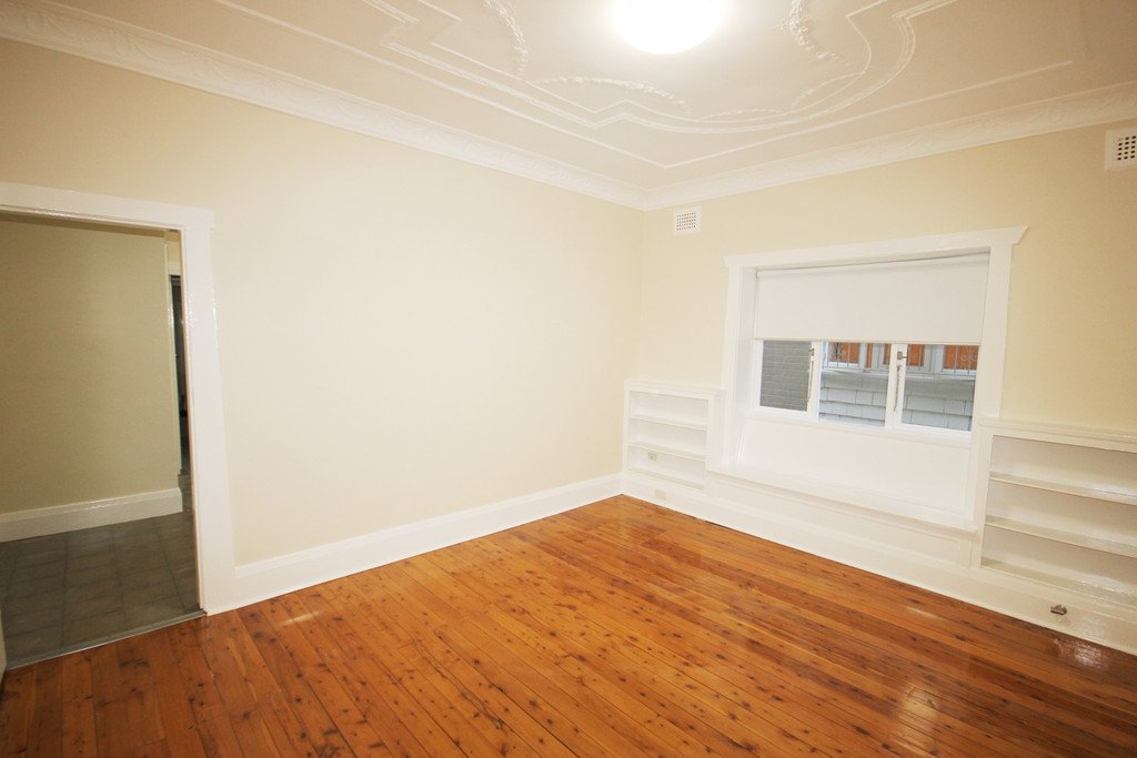 2/15 Bennett Street BONDI 4