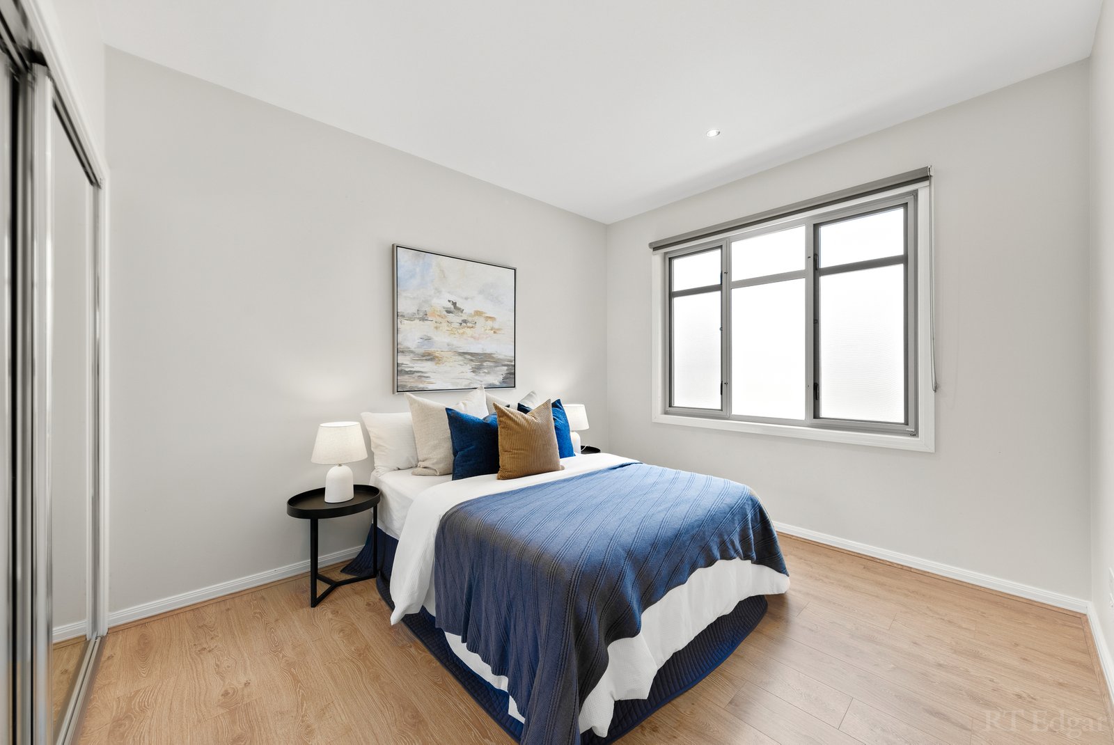 Real Estate and Property in 2/15 Beverley Street, Doncaster East, VIC