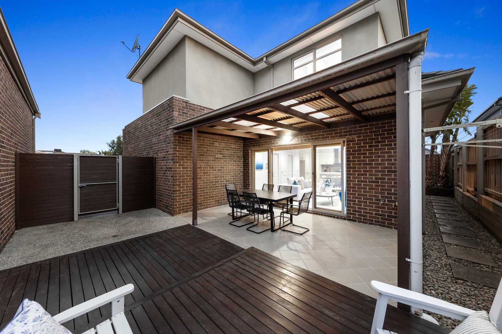 Real Estate and Property in 2/15 Beverley Street, Doncaster East, VIC