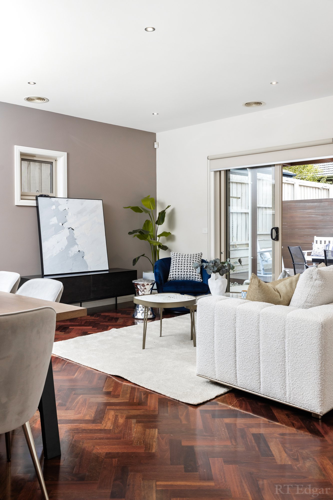 Real Estate and Property in 2/15 Beverley Street, Doncaster East, VIC