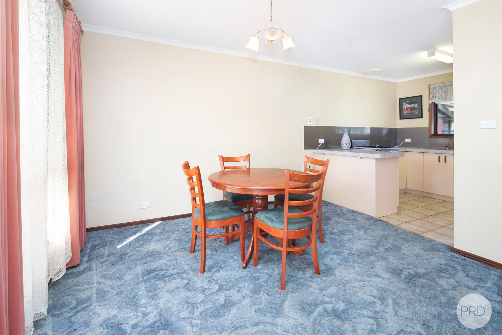 2/15 Castlemaine Road CRESWICK 4