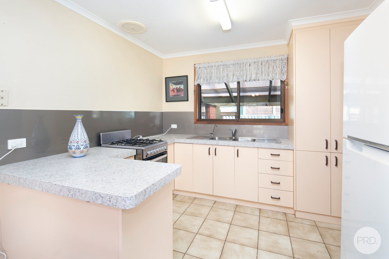 2/15 Castlemaine Road CRESWICK 6