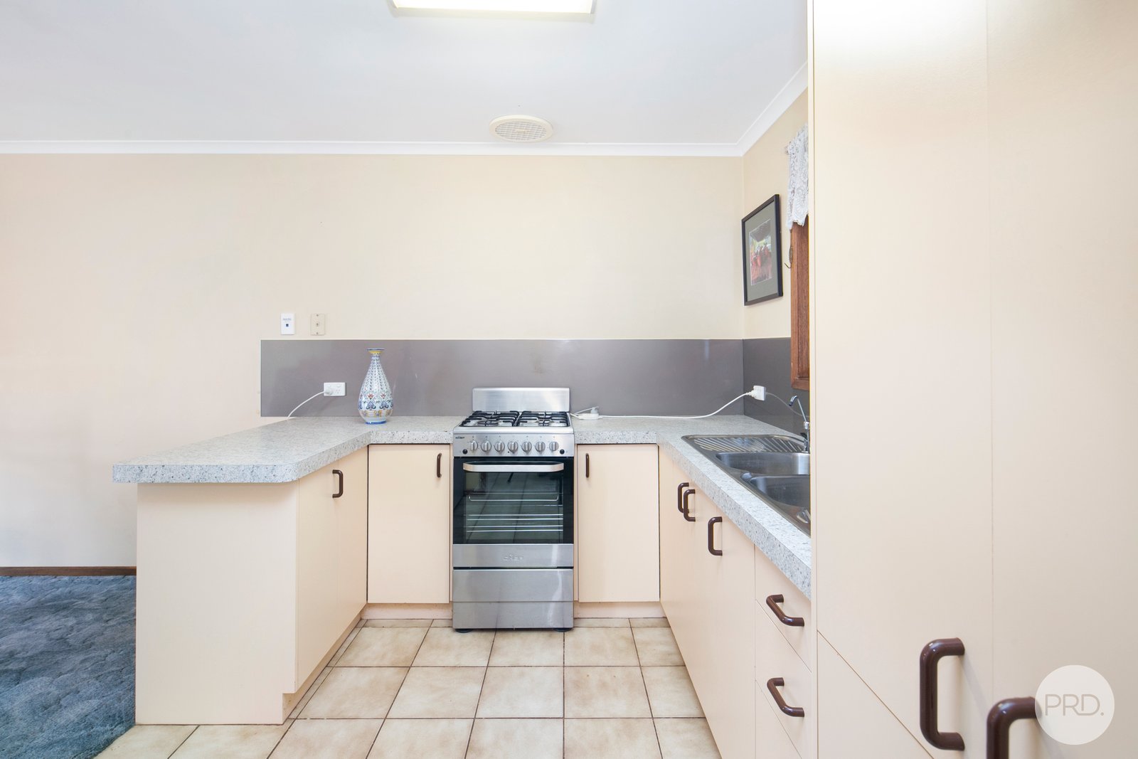 2/15 Castlemaine Road CRESWICK 7